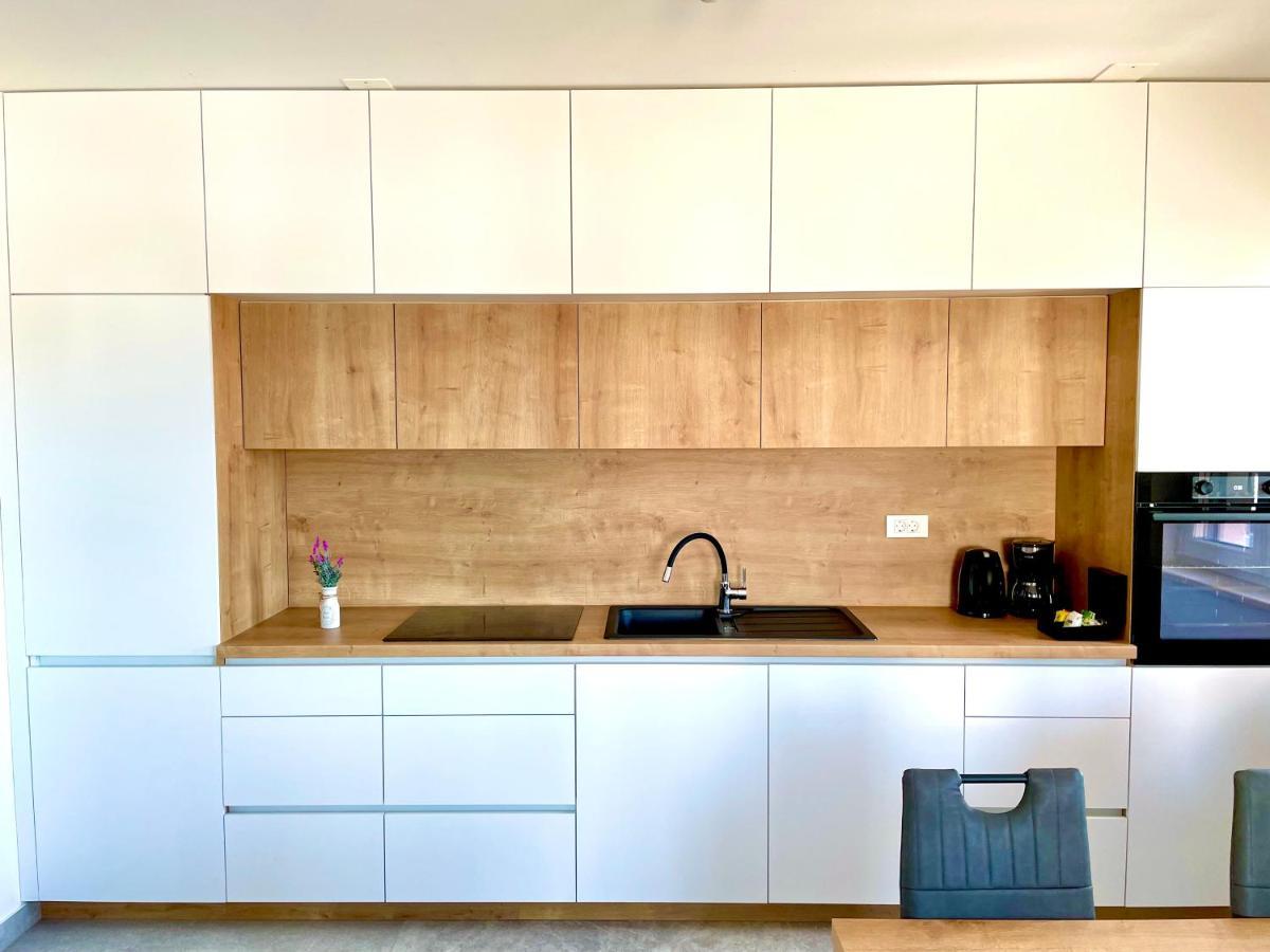 Sea Bay View Apartment - Appartement Avec Piscine Et Magnifique Vue Sur Mer Светі Филип-і-Яков Екстер'єр фото